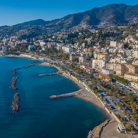 Anna Station - Happy Apartment Sanremo